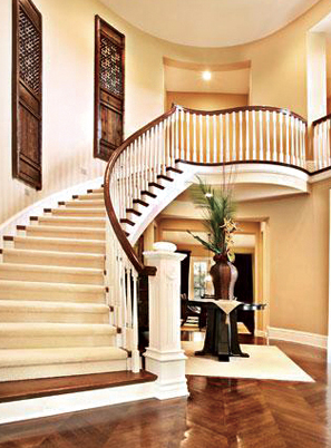 烟台美式家用实木楼梯