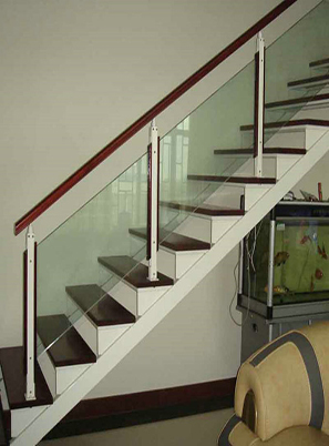 玉树玻璃楼梯扶手